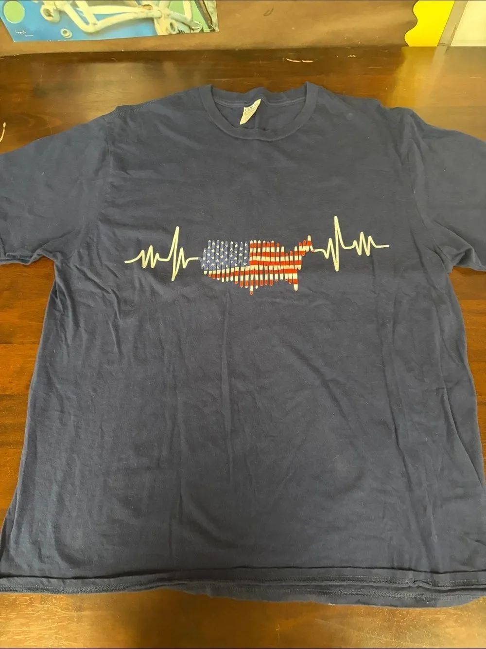 Heartbeat of America EKG t-shirt large
